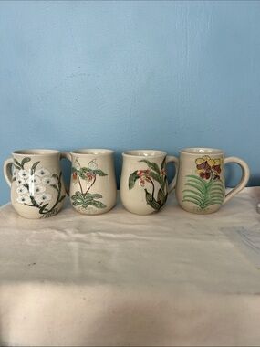 Vintage Hand-Painted Orchids Ceramic Mugs Set of 4 Hand made in Thailand for RF